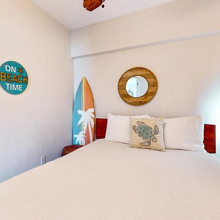 Jax Beach Oceanfront Getaway 杰克逊维尔海滩 客房 照片